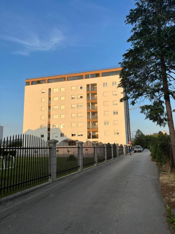 Apartman Lukana Banja Luka Eksteriør bilde
