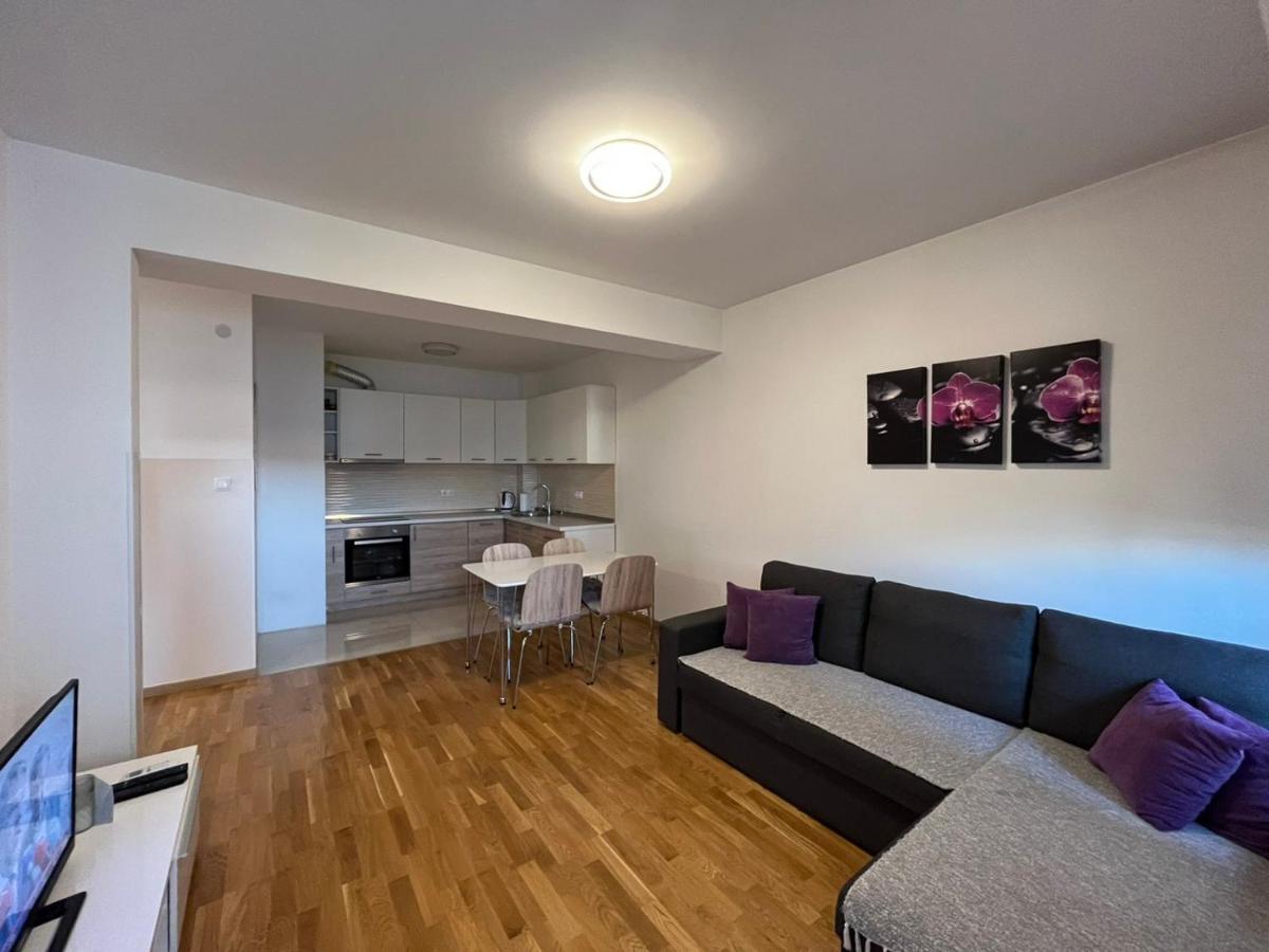 Apartman Lukana Banja Luka Eksteriør bilde